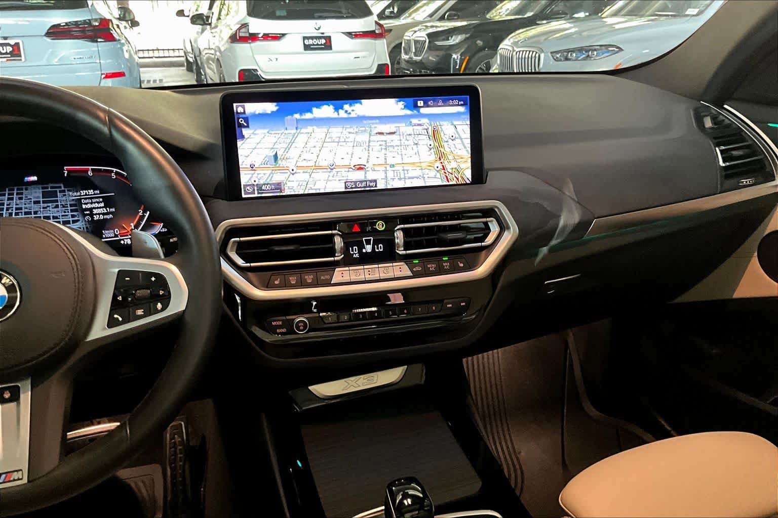Used 2024 BMW X3 xDrive30i w/ Premium Package AWD/4WD image 6