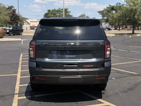 Used 2021 Chevrolet Suburban RST AWD/4WD image 6