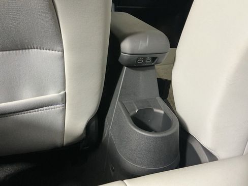 Certified 2025 MINI Cooper S image 23