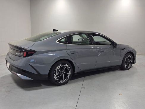 New 2026 Hyundai Sonata SEL FWD image 11