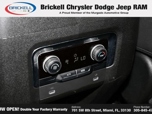 Used 2023 Chevrolet Suburban RST RWD image 23