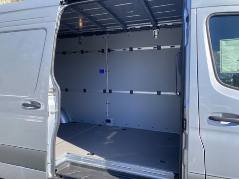 New 2025 Mercedes-Benz Sprinter 2500 image 6