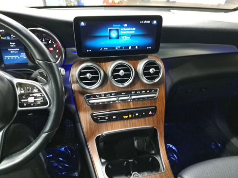 Used 2022 Mercedes-Benz GLC 300 4MATIC image 21