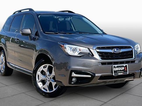 Used 2018 Subaru Forester 2.5i Touring w/ Popular Package #3B AWD/4WD image 3