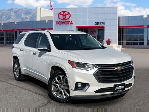 Used 2018 Chevrolet Traverse Premier image 1
