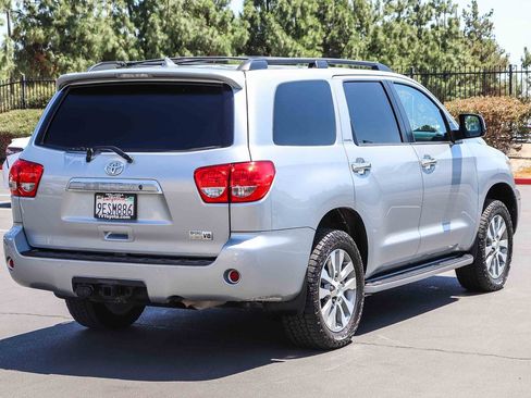 Used 2016 Toyota Sequoia Limited w/ Safety & Convenience Package AWD/4WD image 7