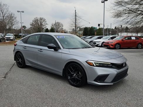 Used 2023 Honda Civic Sport image 8