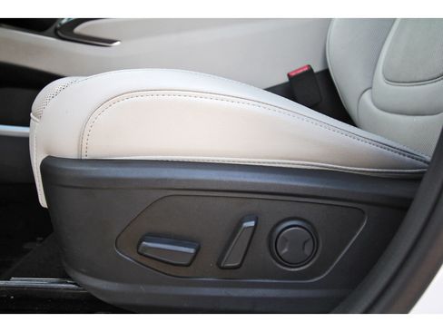 Used 2024 Hyundai Tucson Limited FWD image 27