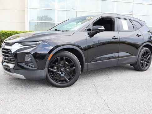 Used 2019 Chevrolet Blazer LT FWD image 1