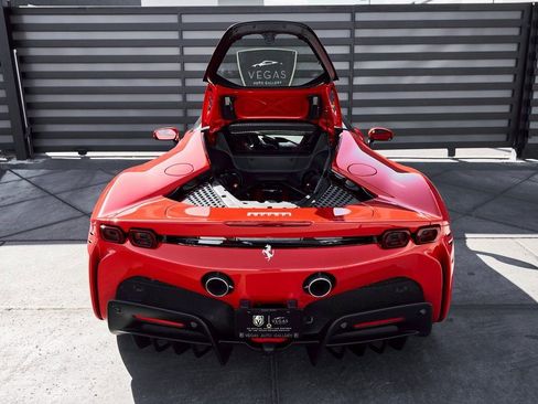 Used 2023 Ferrari SF90 Stradale AWD/4WD image 22