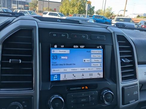 Used 2019 Ford F350 Lariat AWD/4WD image 8