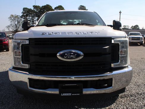 Used 2017 Ford F250 XL w/ Power Equipment Group image 4