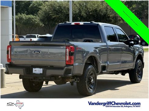 Used 2023 Ford F250 Lariat w/ Lariat Ultimate Package AWD/4WD image 4