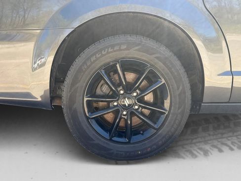 Used 2019 Dodge Grand Caravan GT FWD image 25