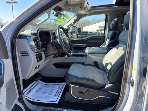 Used 2024 Ford F450 Limited w/ FX4 Off-Road Package image 15