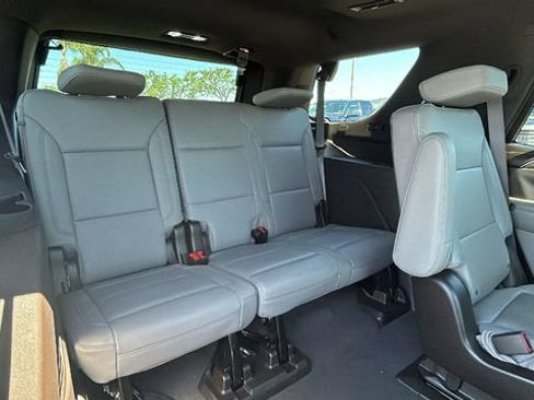 Used 2022 Chevrolet Tahoe LT w/ LT Signature Plus Package AWD/4WD image 14