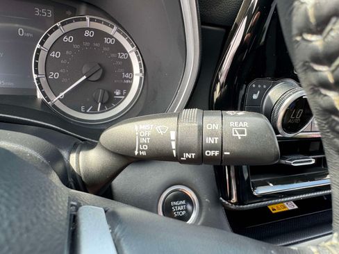 Certified 2024 Toyota Highlander XSE AWD/4WD image 39