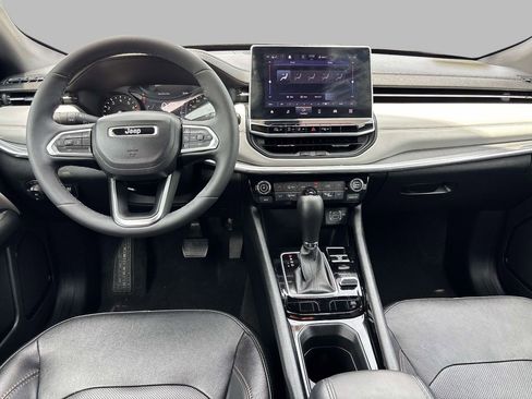 Certified 2023 Jeep Compass Limited AWD/4WD image 12
