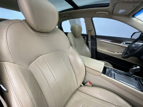 Used 2016 Hyundai Genesis 3.8 w/ Option Group 02 image 10