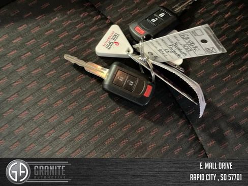 Used 2017 Mitsubishi Outlander Sport ES AWD/4WD image 14