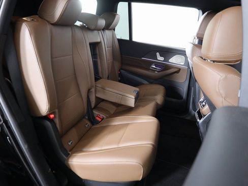 Certified 2025 Mercedes-Benz GLS 450 GLS 450 image 47