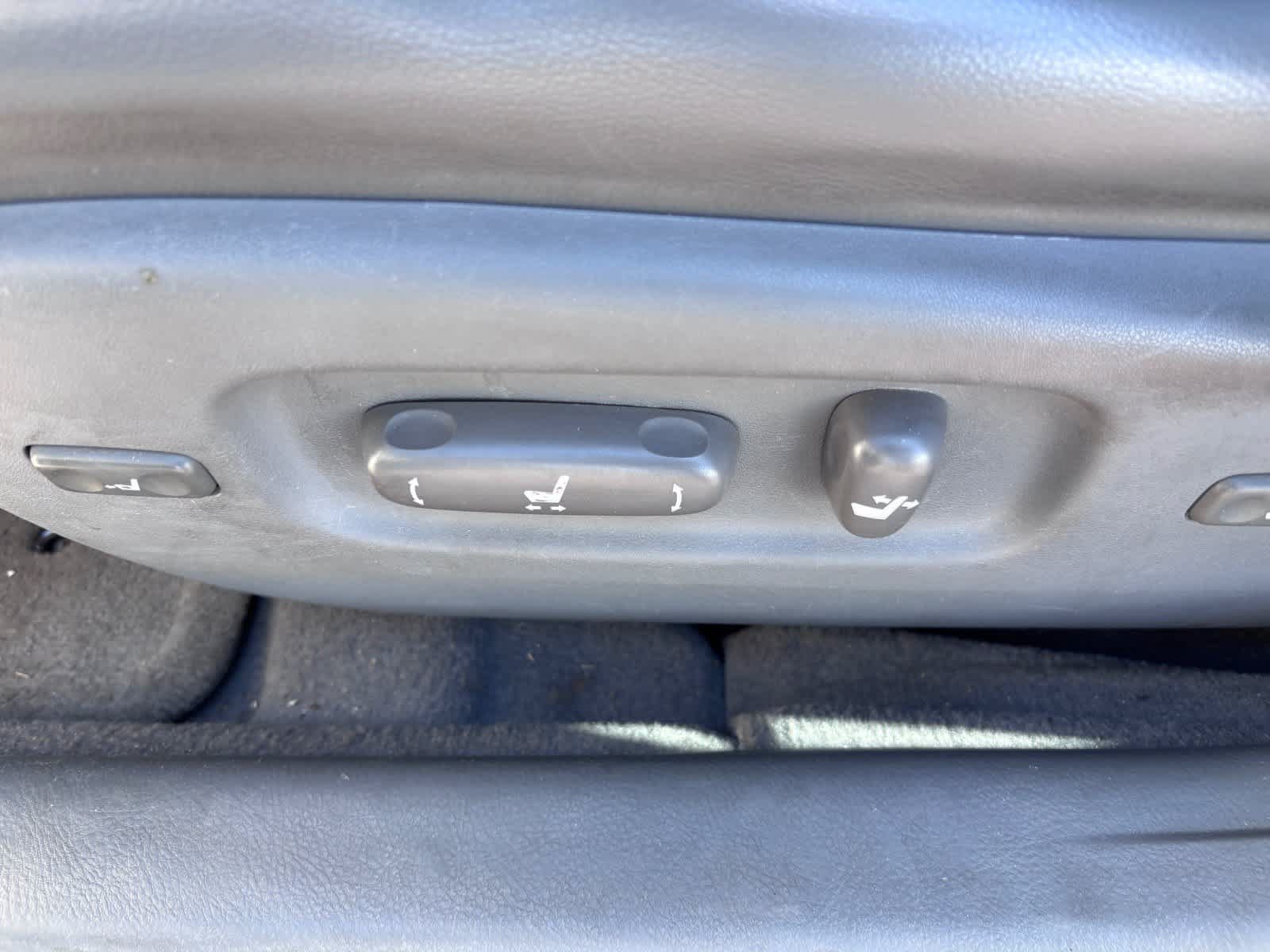 Used 2007 Toyota Avalon Limited FWD image 17