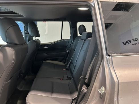 Used 2025 Toyota Land Cruiser w/ Premium Package image 17