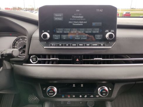 Used 2022 Mitsubishi Outlander SEL AWD/4WD image 3