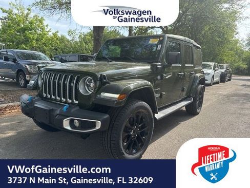Used 2023 Jeep Wrangler Unlimited Sahara w/ Cold Weather Group AWD/4WD image 2