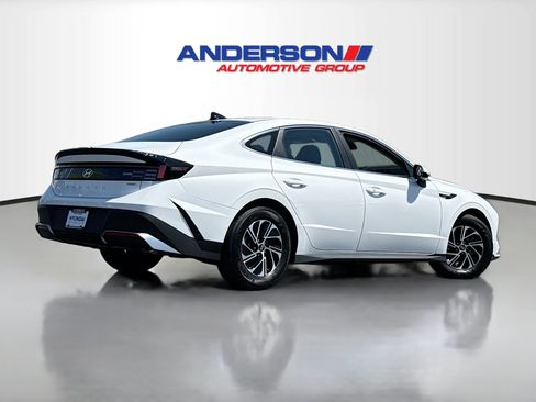 New 2026 Hyundai Sonata Blue FWD image 2