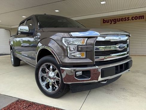 Used 2017 Ford F150 Lariat AWD/4WD image 2