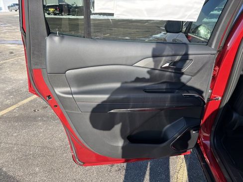 New 2026 Chevrolet Traverse RS w/ LPO, Floor Liner Package image 24