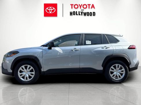 New 2026 Toyota Corolla Cross L FWD image 9