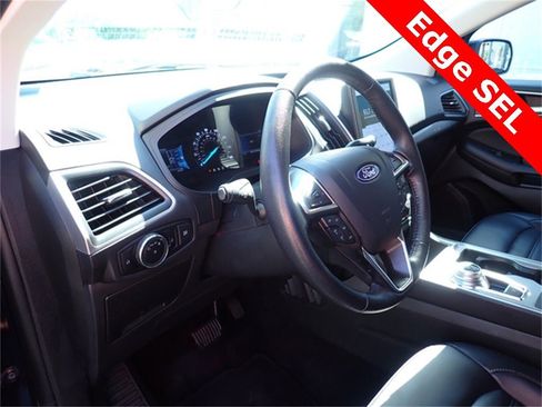 Used 2024 Ford Edge SEL image 14