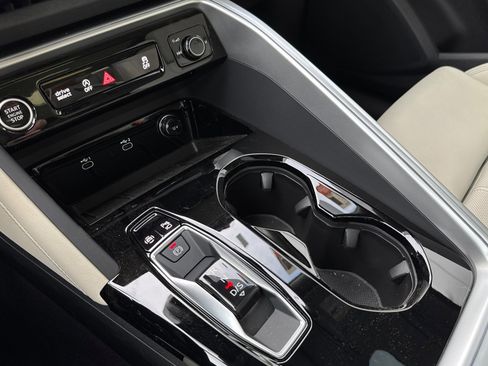 New 2025 Audi Q5 2.0T Premium Plus image 19