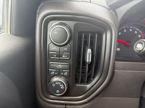 Used 2023 Chevrolet Silverado 1500 Custom AWD/4WD image 14