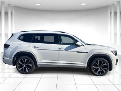 New 2026 Volkswagen Atlas SEL Premium R-Line