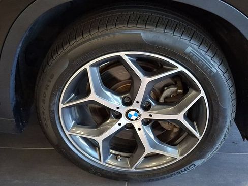 Used 2018 BMW X1 xDrive28i AWD/4WD image 7