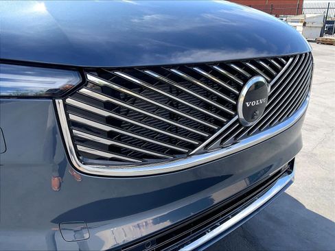 New 2026 Volvo XC90 B5 Plus w/ Protection Package image 34