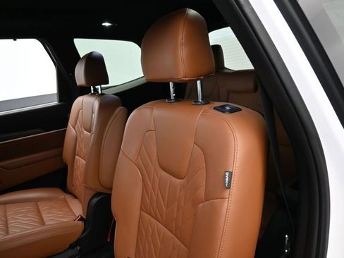 Used 2024 Kia Telluride SX X-Pro AWD/4WD image 37