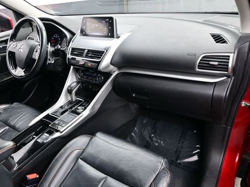 Used 2019 Mitsubishi Eclipse Cross SE image 13