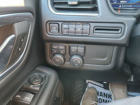 Used 2024 Chevrolet Tahoe LT image 14