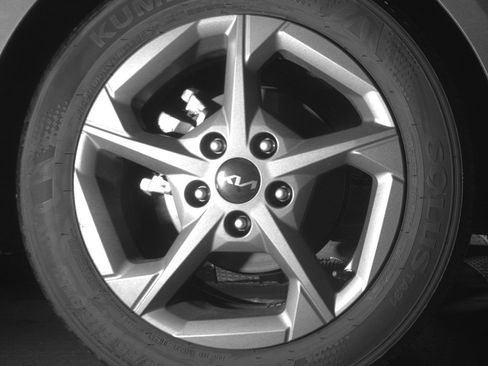 Used 2025 Kia K4 LXS image 15