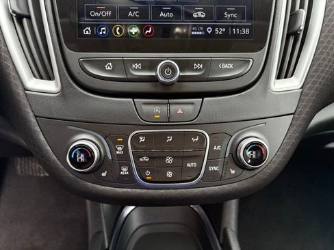 Used 2024 Chevrolet Malibu LT image 19