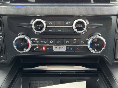 New 2026 Ford F250 Platinum image 21