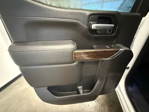 Used 2021 GMC Sierra 1500 Elevation image 16
