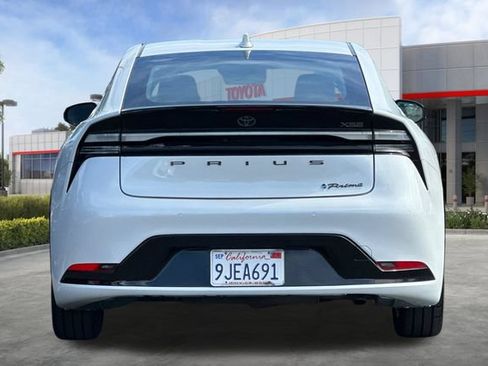 Certified 2023 Toyota Prius Prime FWD image 6
