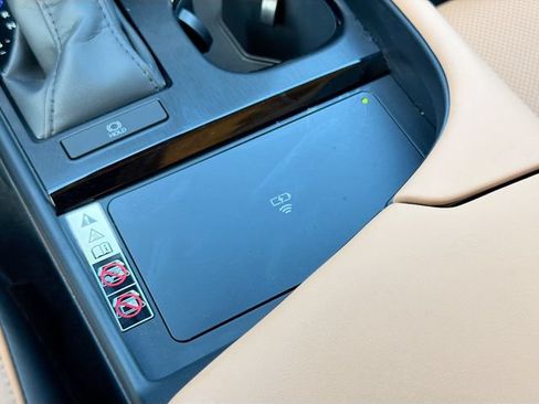Used 2025 Lexus ES 350 w/ Premium Package FWD image 30