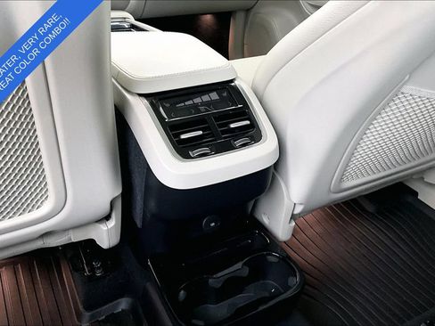 Used 2025 Volvo XC90 B6 Plus w/ Protection Package Premier AWD/4WD image 31