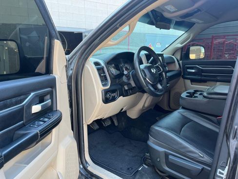 Used 2019 RAM 2500 Big Horn AWD/4WD image 9